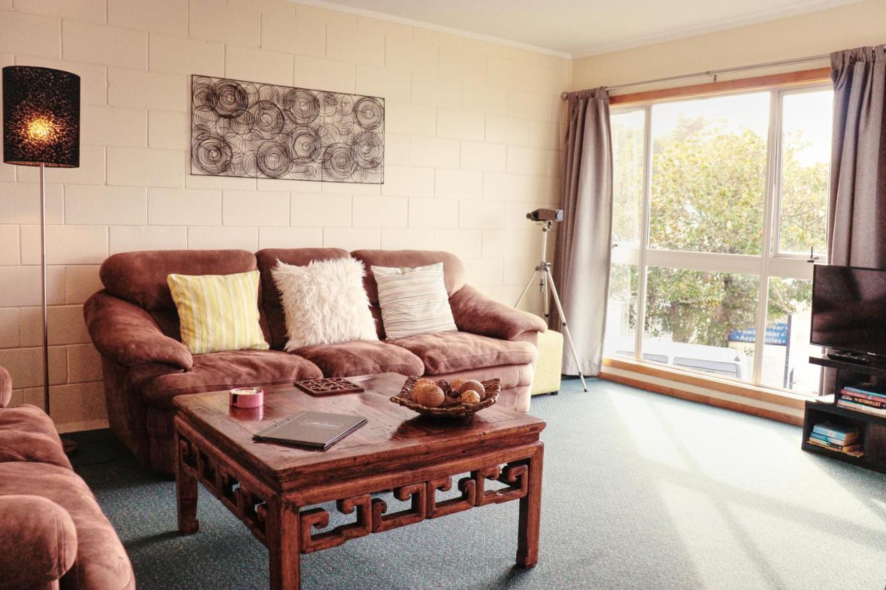 Al Louise Accommodation Mangonui Exteriör bild